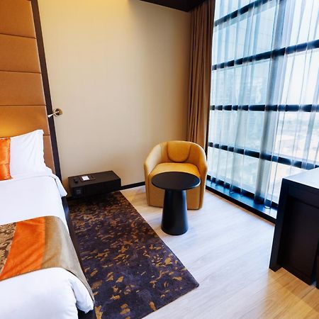 Southern Sun Abu Dabi Exterior foto